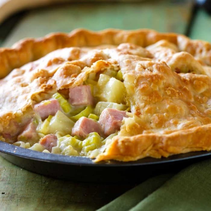 Chicken Ham and Leek Pie