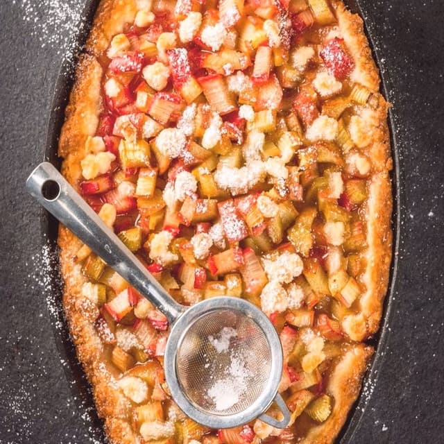 Quark and Rhubarb Pie